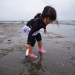 潮干狩り子供連れの持ち物と子供の服装!沢山とれる時間帯と時期